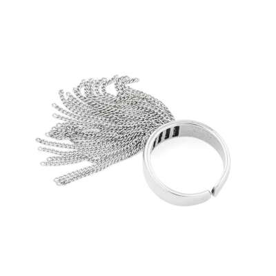 Серебристое кольцо с кисточкой из цепочек