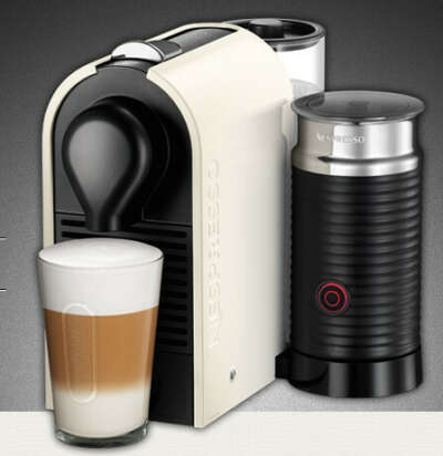 Кофемашина Nespresso UMilk White
