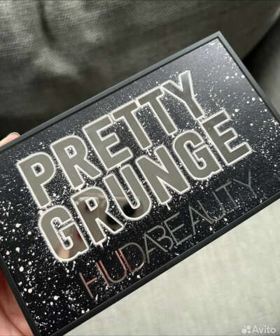 Huda Pretty Grunge