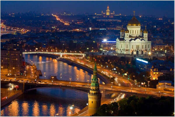 Пожить в Москве