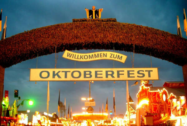 Попасть на фестиваль Octoberfest в Мюнхене