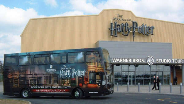 Поехать на студию Warner Brothers в Лондоне
