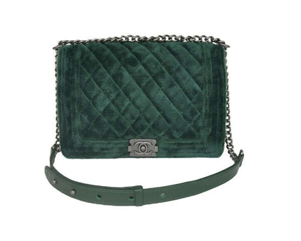 Chanel boy green velvet