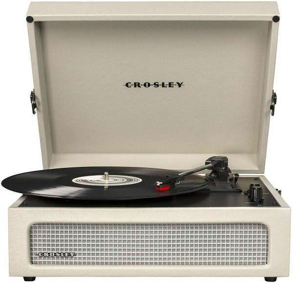 Crosley VOYAGER VINTAGE PORTABLE TURNTABLE CR8017A-DU (Dune) купить винтажный проигрыватель виниловых пластинок с Bluetooth Double Arrows LeftSingle Arrow LeftSingle Arrow RightSecured IconSecured IconMap Marker IconDismissShippingTaxes