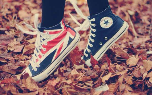 Converse космос