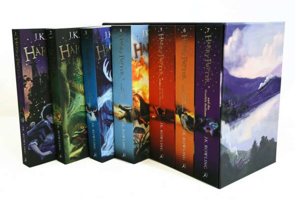 Harry Potter: The Complete Collection (комплект из 7 книг)
