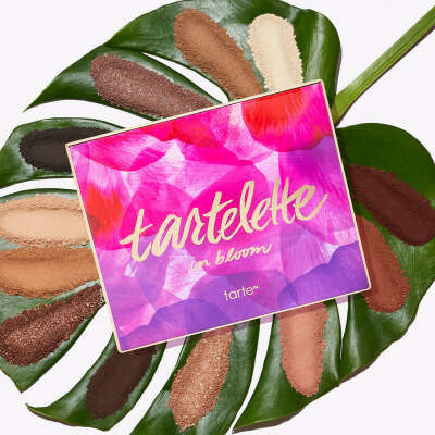 Палетка теней Tarte Tartelette in bloom