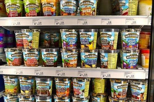 Попробовать мороженое Ben & Jerry's