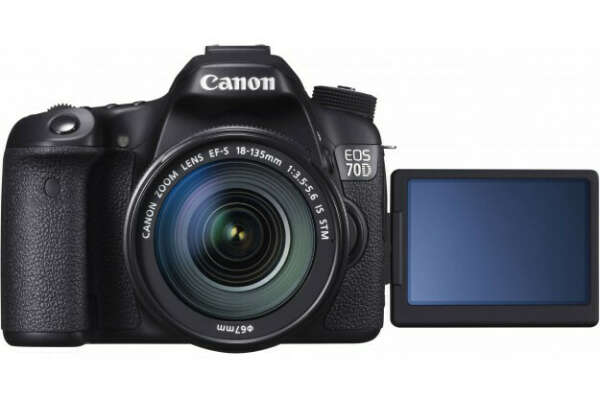 Фотоаппарат Canon EOS 70D(W) 18-135 IS STM Kit
