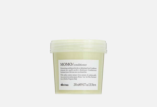 Увлажняющий кондиционер, облегчающий расчесывание волос Davines MOMO conditioner