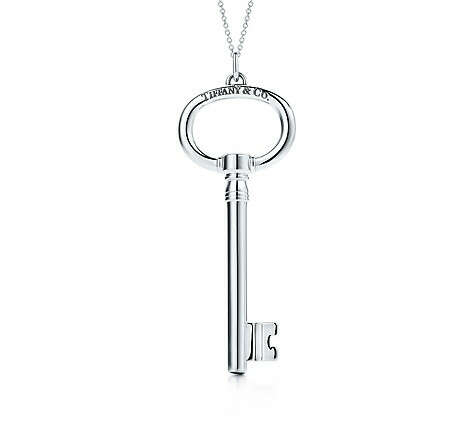 Tiffany Keys Oval key pendant (extra large)
