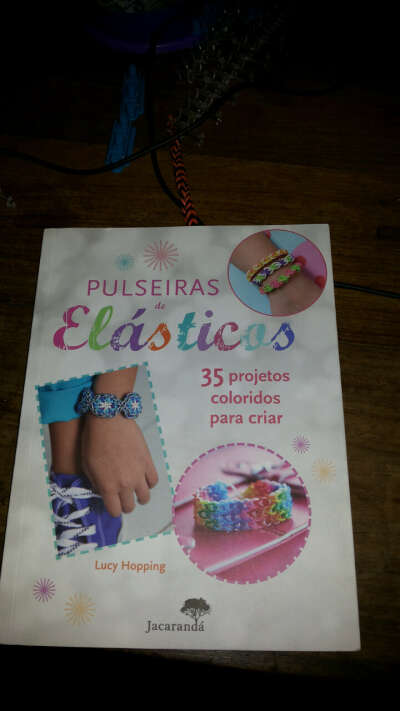 Loom bands book