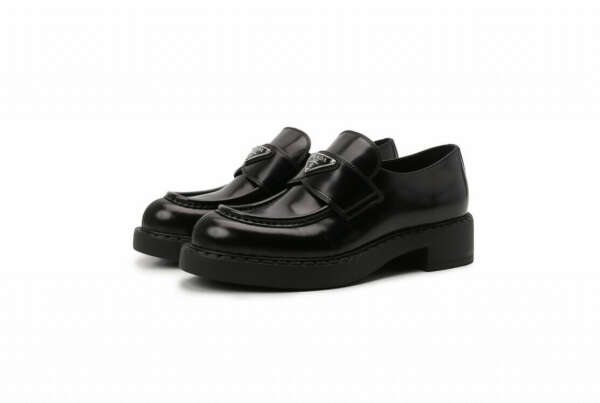 Лоферы Prada