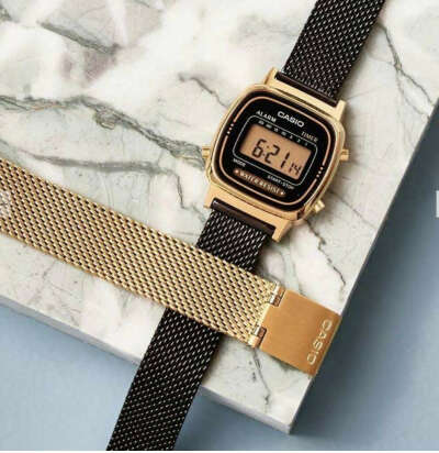 Часы Casio