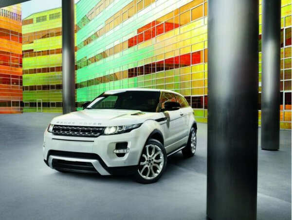 Машину range rover evoque