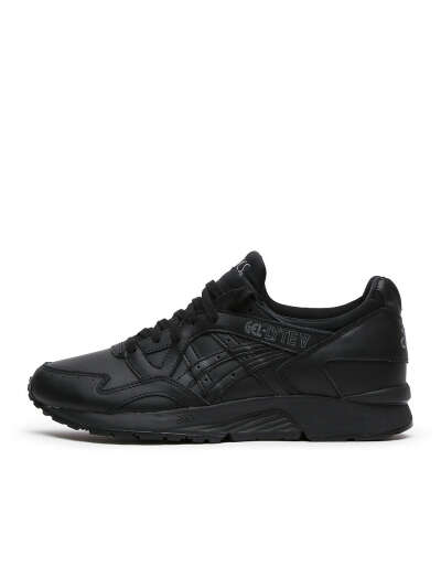 Кроссовки Asics