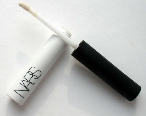 База под тени NARS Smudge Proof Eyeshadow Base