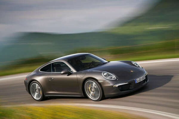 Porsche 911 Carrera