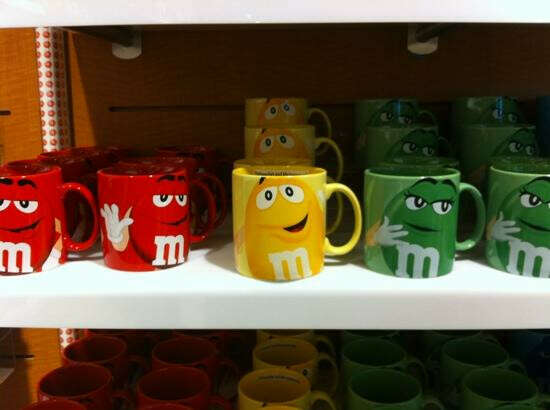 Кружку m&m's