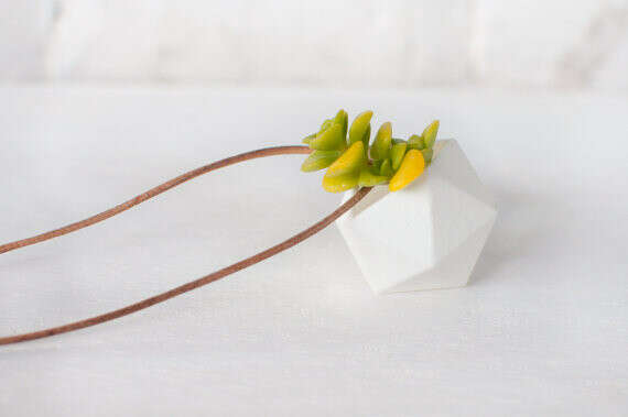 Icosahedron Planter Necklace in White: A Wearable Planter