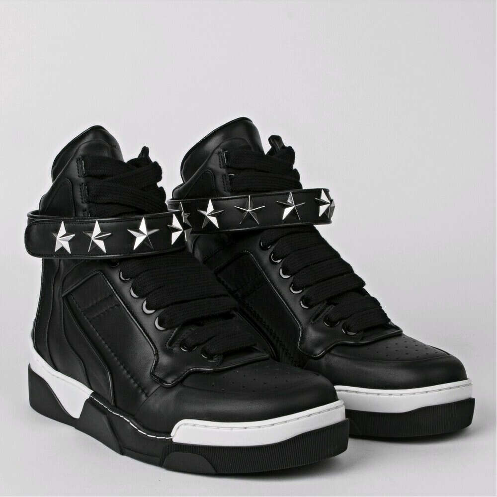 Givenchy - Tyson high top leather sneakers with stars Givenchy - Tyson high top leather sneakers with stars