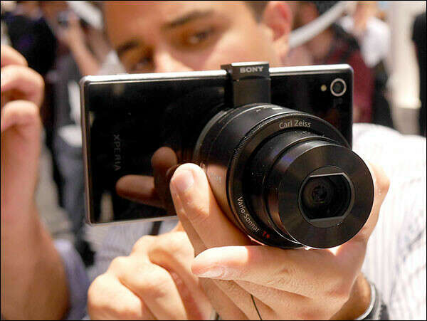 Камера-объектив для смартфонов Sony QX100