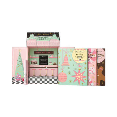 Grande Hotel Café - Too Faced