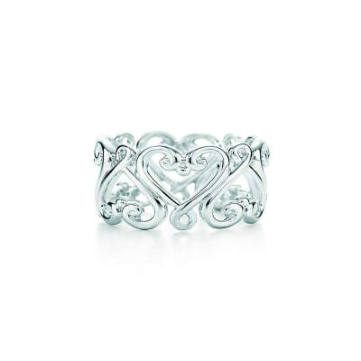Tiffany & Co. -  Paloma's Venezia Goldoni heart band ring in sterling silver.