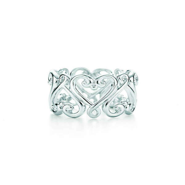 Tiffany & Co. -  Paloma's Venezia Goldoni heart band ring in sterling silver.