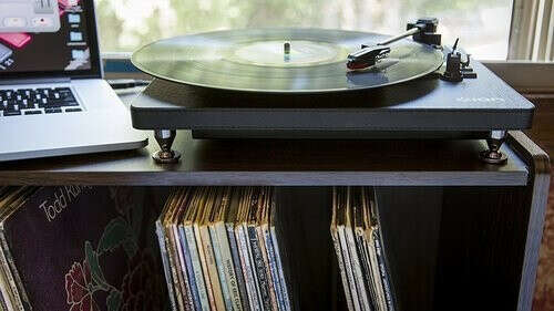 Виниловый проигрыватель "Compact LP"