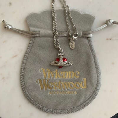 Подвеска Vivienne Westwood Red Heart Saturn Rhinestone Necklace