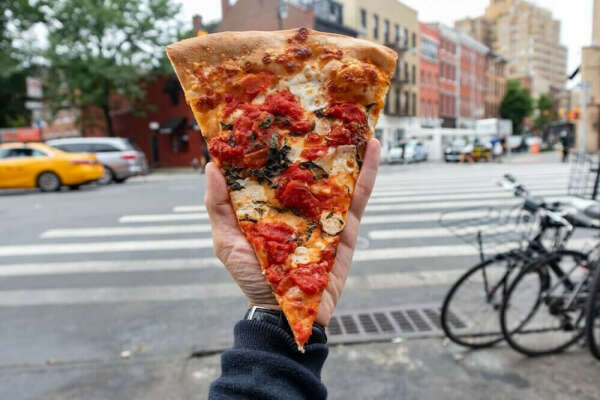 Поесть пиццу в New York