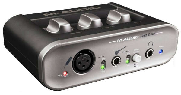 Звуковая карта M-AUDIO FAST TRACK USB