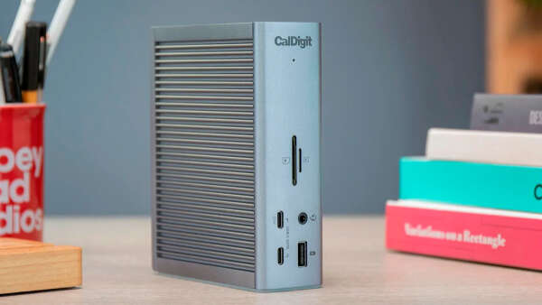 CalDigit TS4