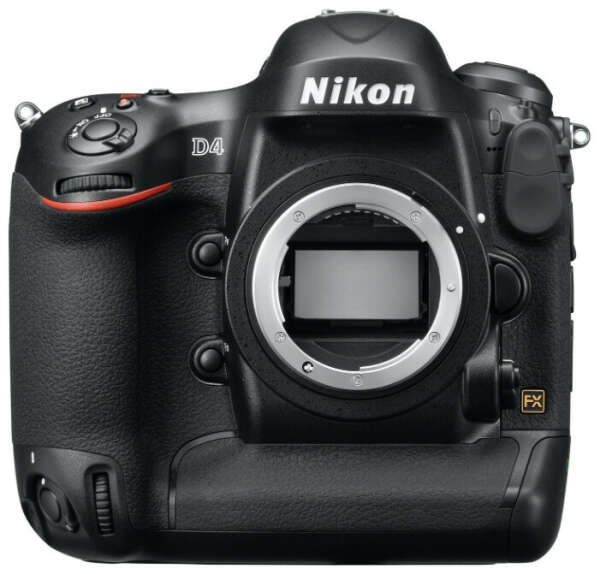 Проффесиональная камера Nikon D4