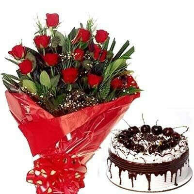 15 Red Rose Bunch With Chocolate Cake