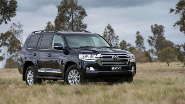 Toyota Land Cruiser 2016