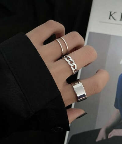 Серебряное кольцо