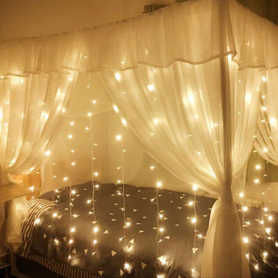 https://hz.ru.aliexpress.com/item/300leds-fairy-string-icicle-led-curtain-light-300-bulbs-Xmas-Christmas-Wedding-garden-party-decor-220V/32606216778.html