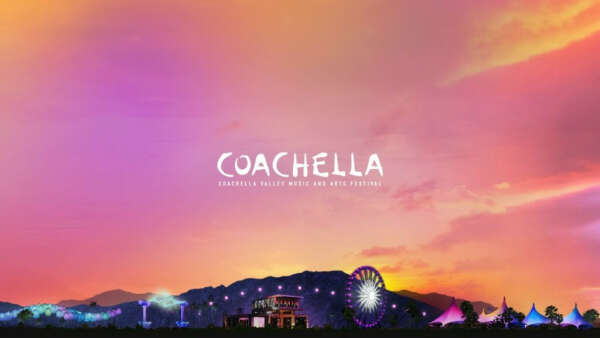 Посетить Coachella