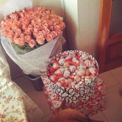 Большая коробка любимых сладостей)