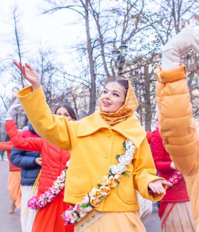 На Харинаму в Красивой Одежде