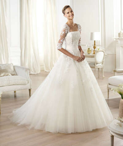 Ocanto wedding dress by Pronovias