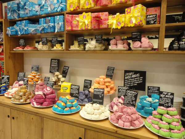 Попробовать продукцию Lush
