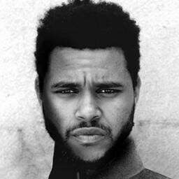 Фотографию с The Weeknd