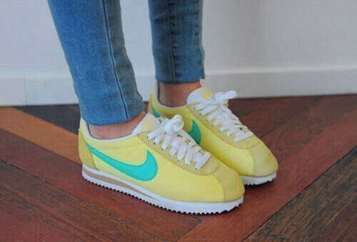 кроссовки Nike