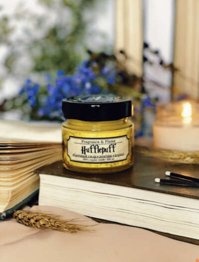 Fragrance & Flame Свеча ароматическая "Hufflepuff"
