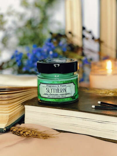 Fragrance & Flame Свеча ароматическая "Slytherin"
