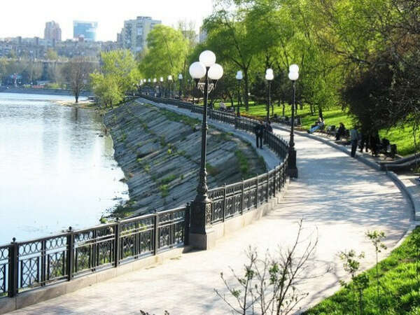 Чтоб наконец в родном Донецке был мир