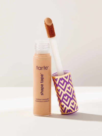 Shape tape concealer